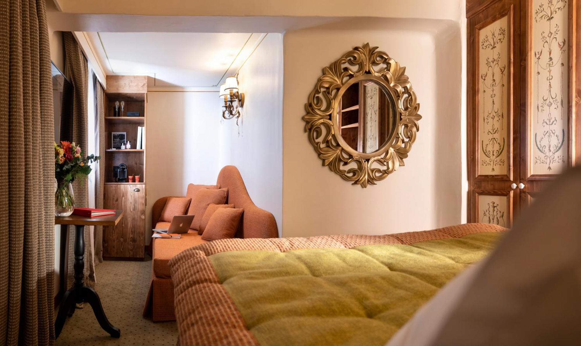 Hotel De La Loze Корчевел Екстериор снимка
